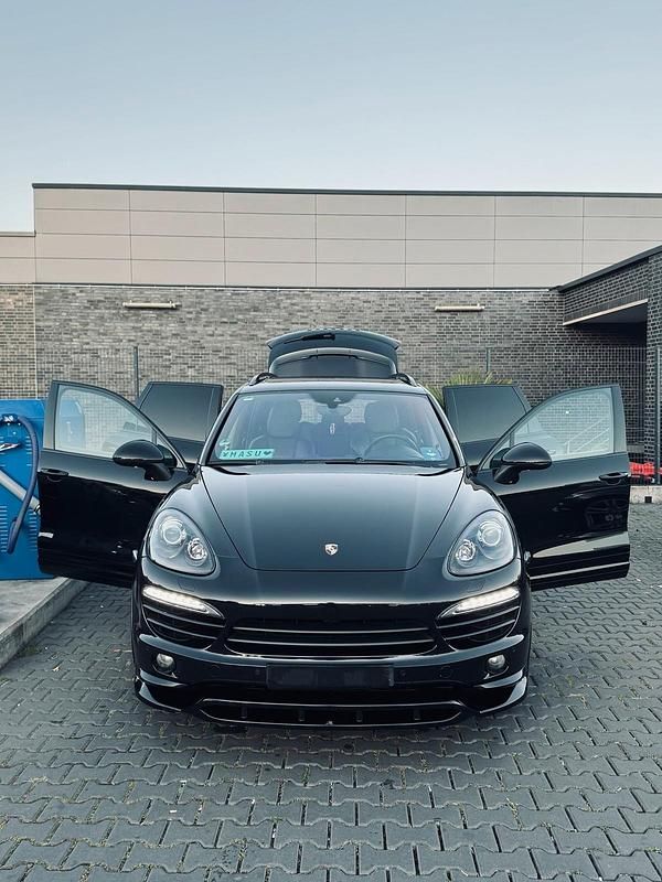 Gebraucht Porsche Cayenne Platinum Edition 300 PS (220 kW) 2013 Schwarz SUV