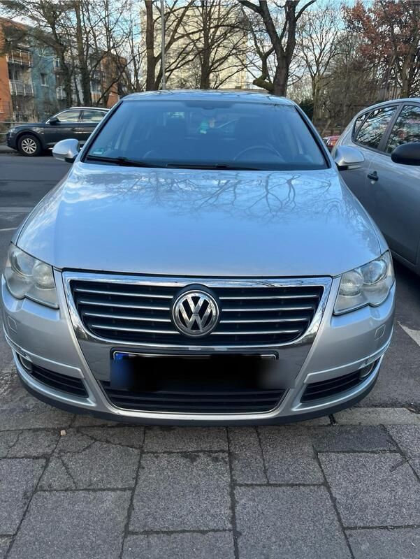 Silber Gebraucht 2006 VW Passat Highline Limousine | 2.500 € (Guter Preis) - Bild 1/4