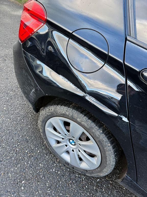 Gebraucht BMW 116 Advantage 109 PS (80 kW) 2015 Schwarz Kleinwagen