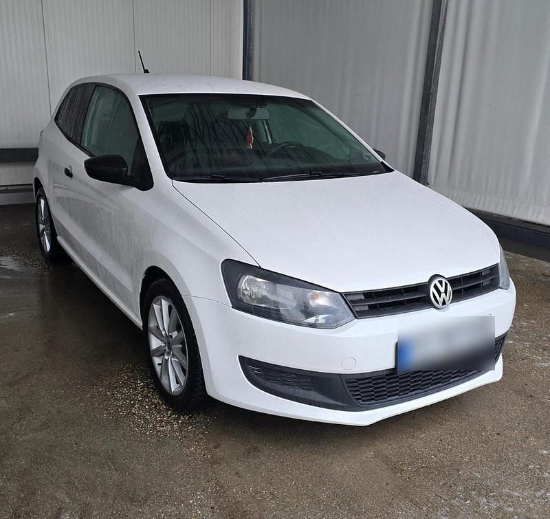 Gebraucht VW Polo 60 PS (44 kW) 2014 Weiß Kleinwagen