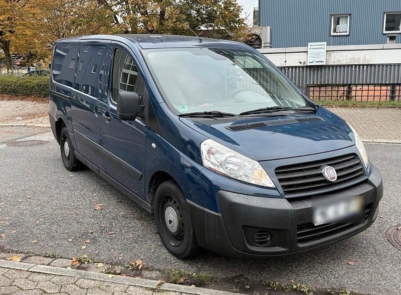 Blau Gebraucht 2010 Fiat Scudo Van | 3.000 € (Superpreis) - Bild 1/4