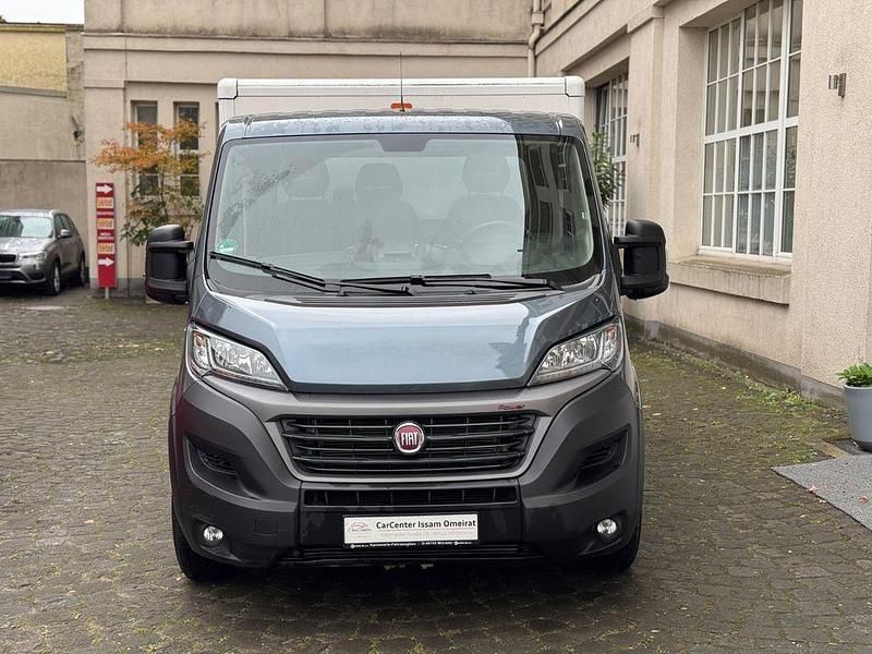 Gebraucht Fiat Ducato 160 PS (117 kW) 2021 Grau Van
