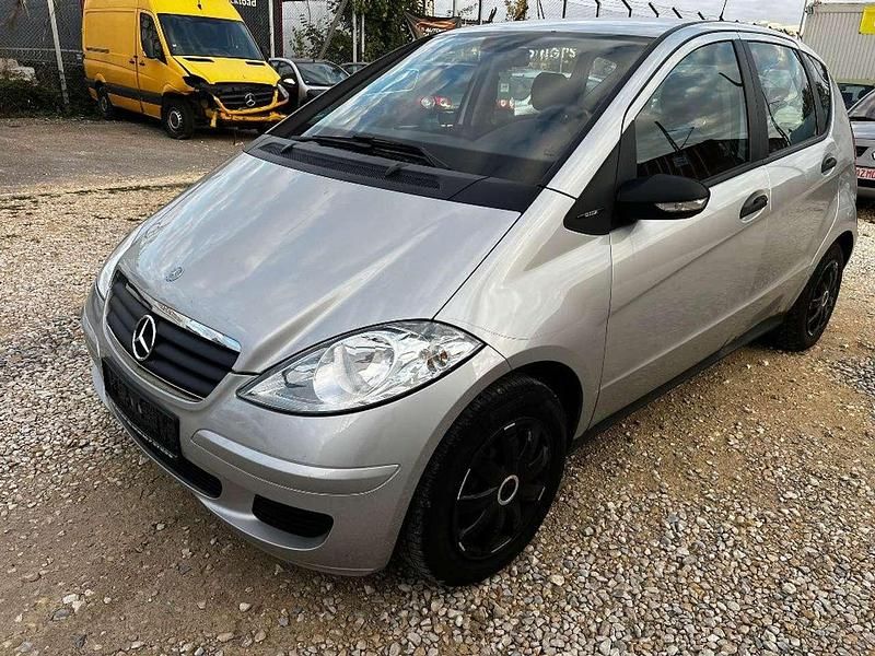 Gebraucht Mercedes A150 95 PS (69 kW) 2005 Polarsilber  metalliclack Kleinwagen