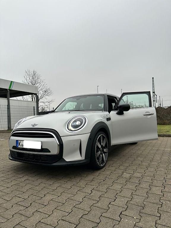 Gebraucht Mini Cooper 136 PS (100 kW) 2021 Silber Kleinwagen