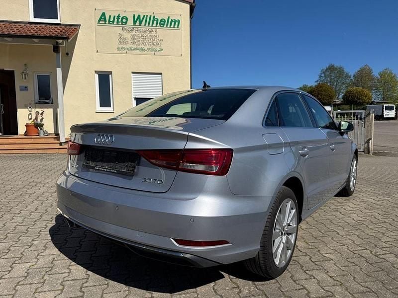 Używany Audi A3 Design 116 KM (85 kW) 2019 Srebrny Sedan/Limuzyna