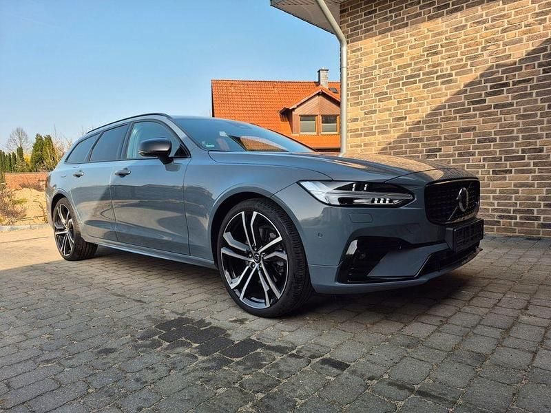 Gebraucht Volvo V90 Ultimate 197 PS (144 kW) 2023 Grau Kombi