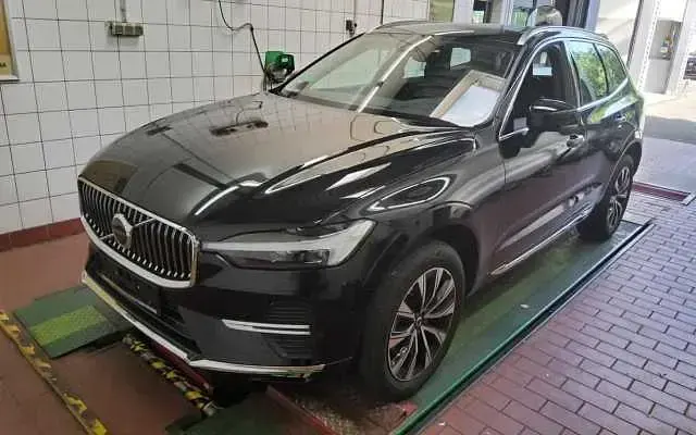 Gebraucht Volvo XC60 145 PS (106 kW) 2023 SUV