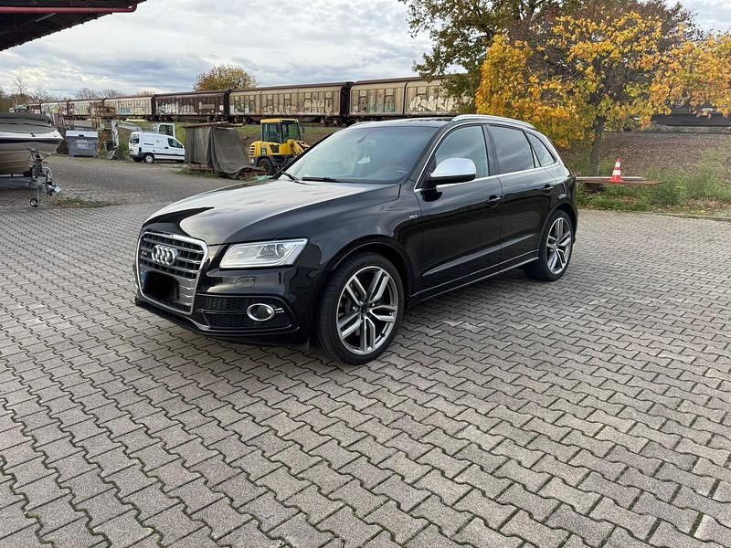 Schwarz Gebraucht 2013 Audi SQ5 Design SUV | 19.500 € (Fairer Preis) - Bild 1/4