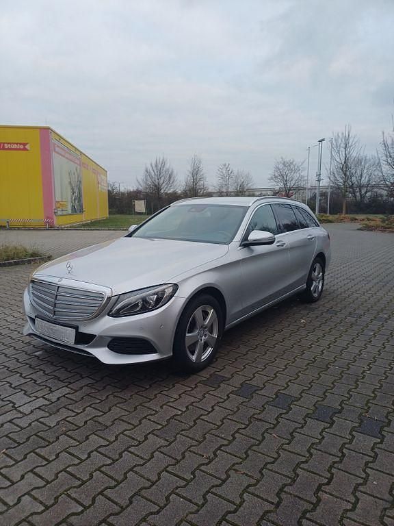 Gebraucht Mercedes C250 Exclusive 204 PS (150 kW) 2015 Silber Kombi
