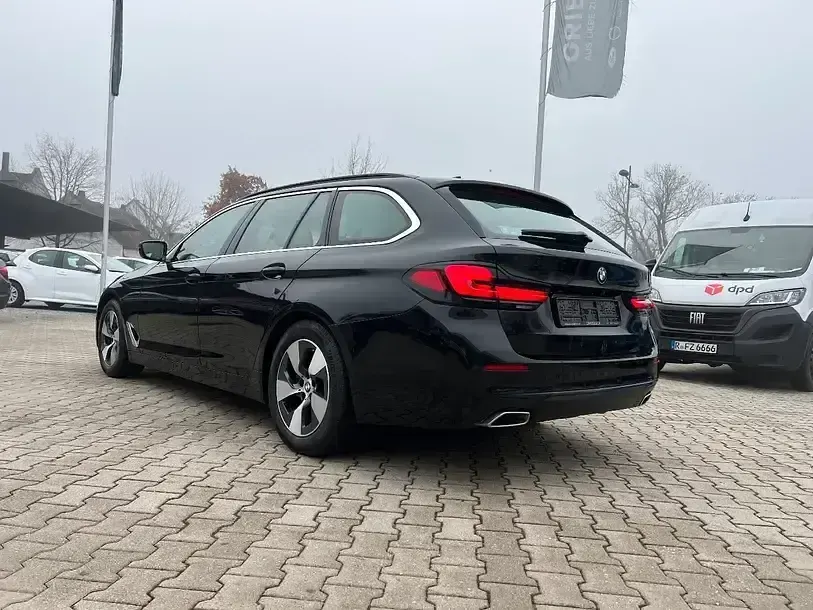 Gebraucht BMW 520 Sport Line 190 PS (139 kW) 2021 Schwarz Kombi
