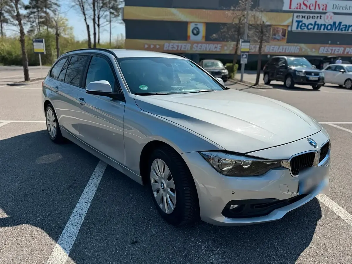 Second-hand BMW 318 150 CP (110 kW) 2016 Argintiu Break