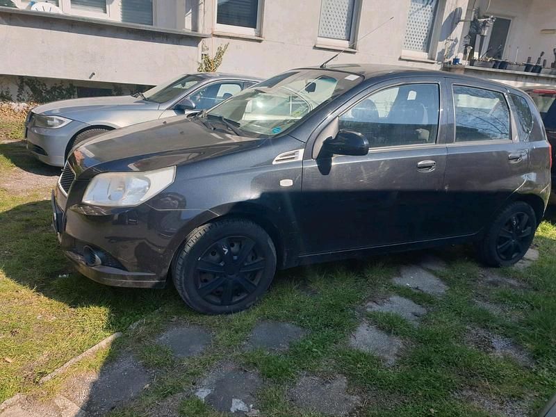 Gebraucht Chevrolet Aveo 84 PS (61 kW) 2009 Schwarz Limousine