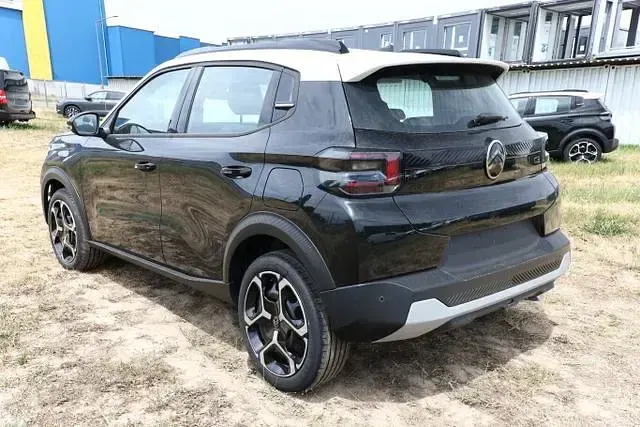 Neu Citroën C3 101 PS (74 kW) 2026 Perla nera schwarz metallic / da perla nera schwarz metallic / da SUV