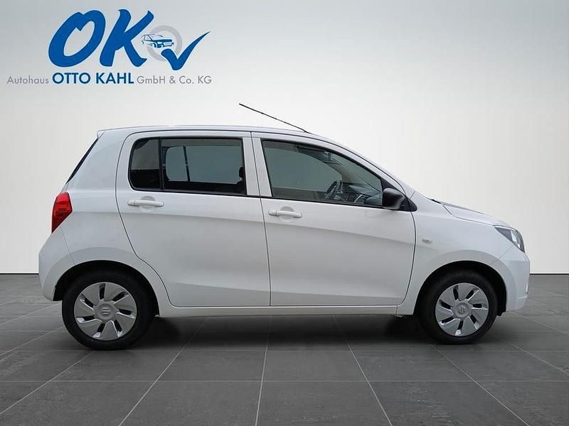 Gebraucht Suzuki Celerio Club 68 PS (50 kW) 2015 Weiß Kleinwagen