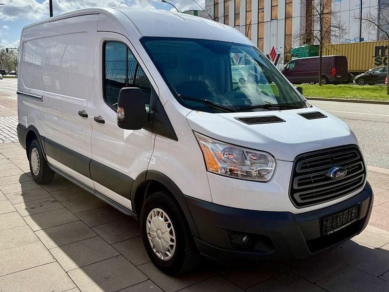 Gebraucht Ford Transit Trend 125 PS (91 kW) 2016 Frostweiß Van / Kleinbus