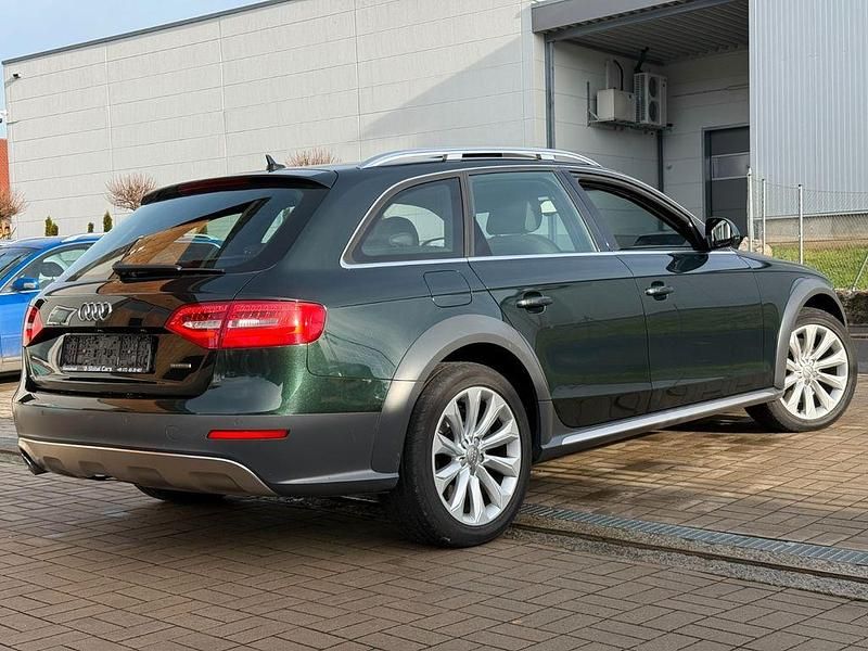 Gebraucht Audi A4 Allroad Advanced 245 PS (180 kW) 2015 Grün Kombi