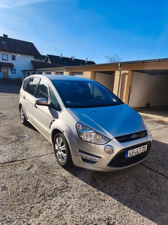 Silber Gebraucht 2012 Ford S-MAX Titanium Van / Kleinbus | 4.200 € (Superpreis) - Bild 1/4