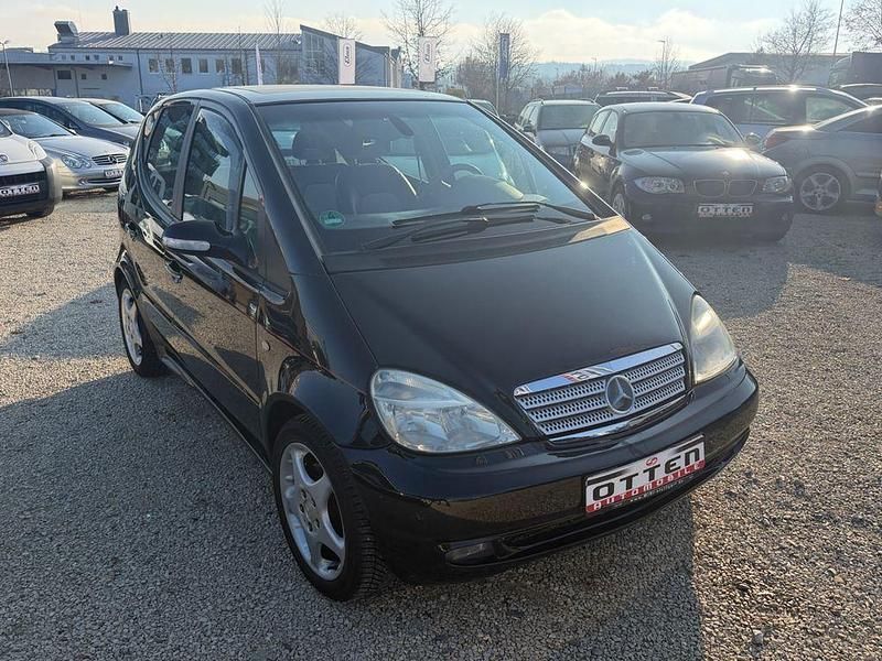 Gebraucht Mercedes A210 140 PS (102 kW) 2003 Schwarz Van / Kleinbus