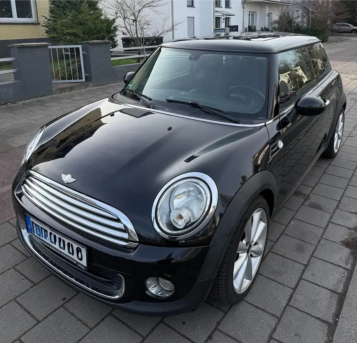 Gebraucht Mini Cooper 98 PS (72 kW) 2011 Schwarz Kleinwagen