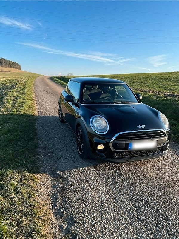 Gebraucht Mini ONE 102 PS (75 kW) 2017 Schwarz Kleinwagen