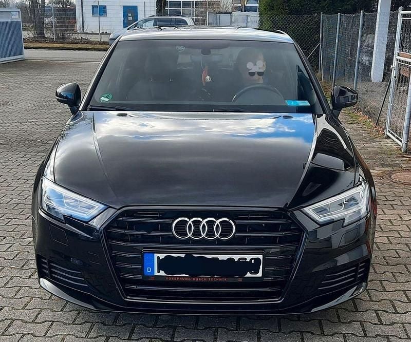 Gebraucht Audi A3 Sport 190 PS (139 kW) 2017 Schwarz Limousine