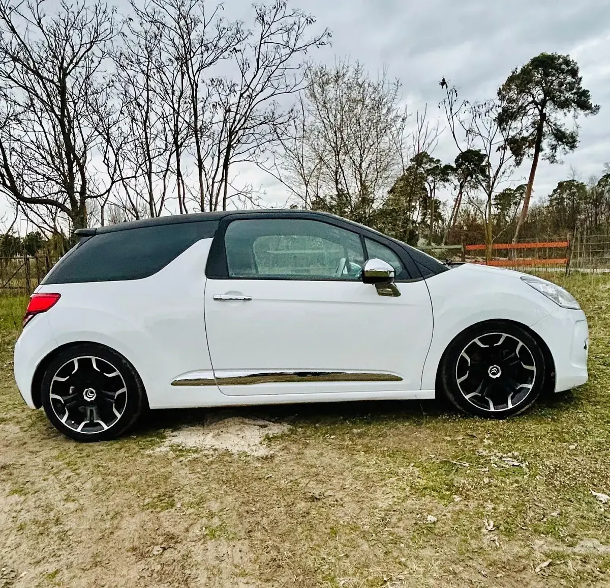 Gebraucht Citroën DS3 156 PS (114 kW) 2010 Weiß Kleinwagen