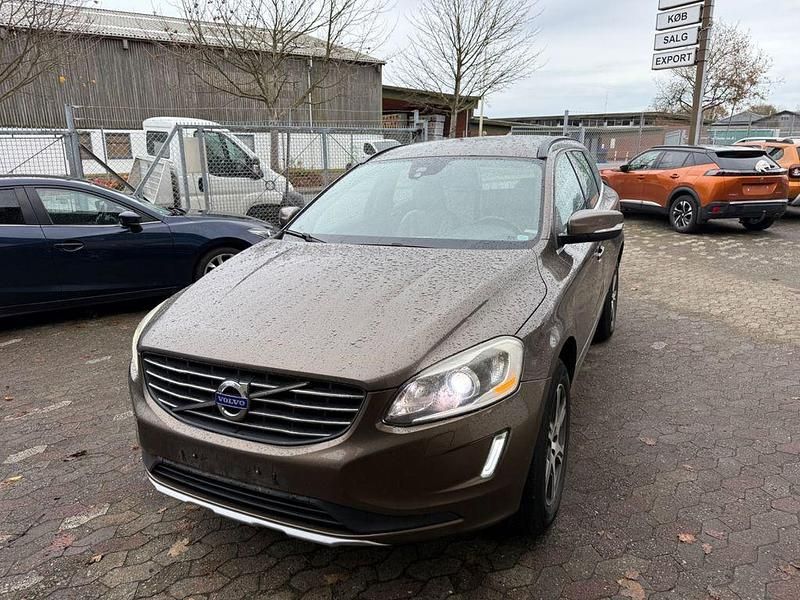 Gebraucht 2014 Volvo XC60 Momentum SUV | 10.700 € (Guter Preis) - Bild 1/4
