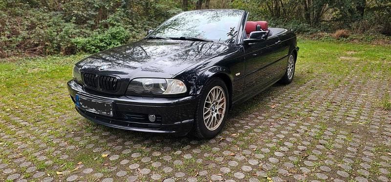 Gebraucht BMW 320 170 PS (125 kW) 2001 Schwarz Cabrio