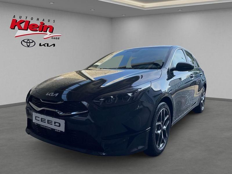 Gebraucht Kia Ceed 140 PS (102 kW) 2025 Schwarz Kleinwagen