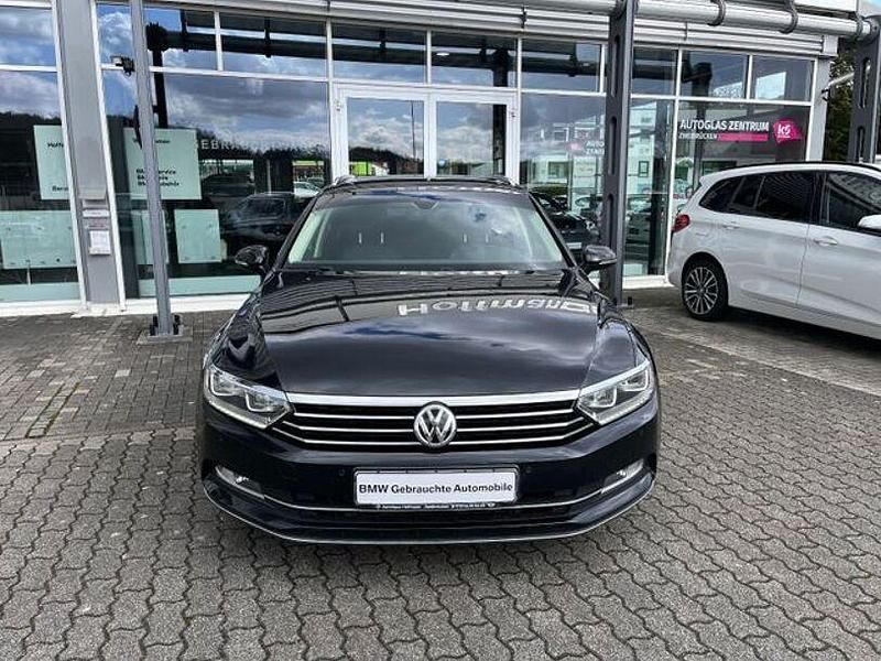 Gebraucht VW Passat Highline 180 PS (132 kW) 2018 Schwarz Kombi