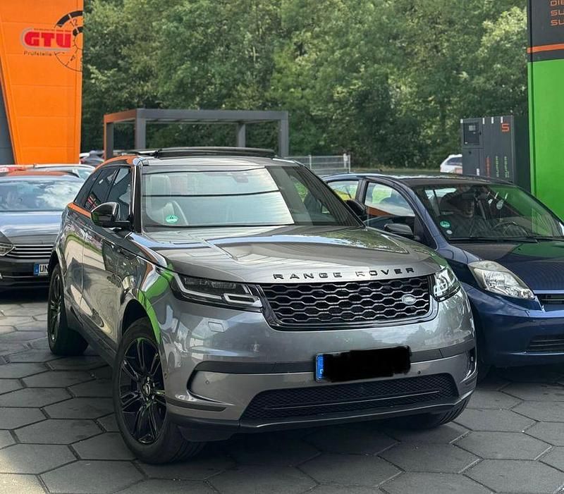 Grau Gebraucht 2018 Land Rover Range Rover Velar S SUV | 26.999 € (Superpreis) - Bild 1/4