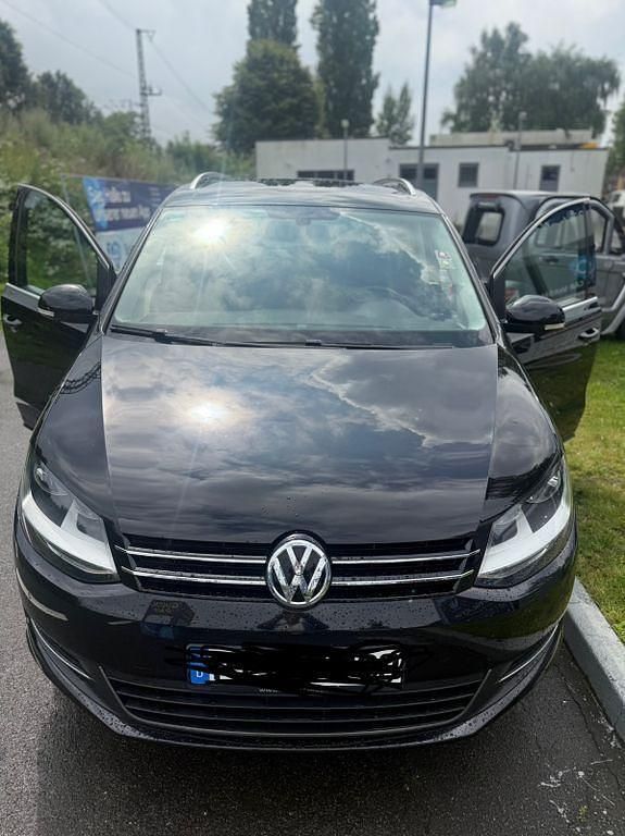 Schwarz Gebraucht 2016 VW Sharan Highline Van / Kleinbus | 20.400 € (Guter Preis) - Bild 1/4