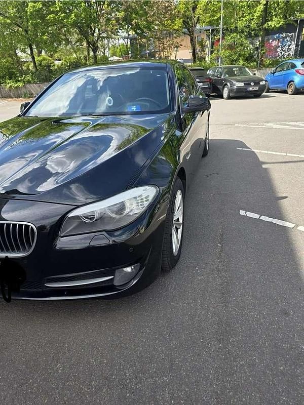 Second-hand BMW 525 218 CP (160 kW) 2013 Berlinǎ