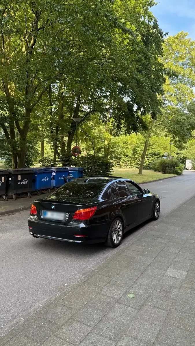 Gebraucht BMW 523 190 PS (139 kW) 2008 Limousine