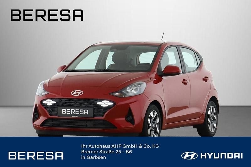 Rot Neu 2025 Hyundai i10 Trend Kleinwagen | 14.980 € (Superpreis) - Bild 1/4