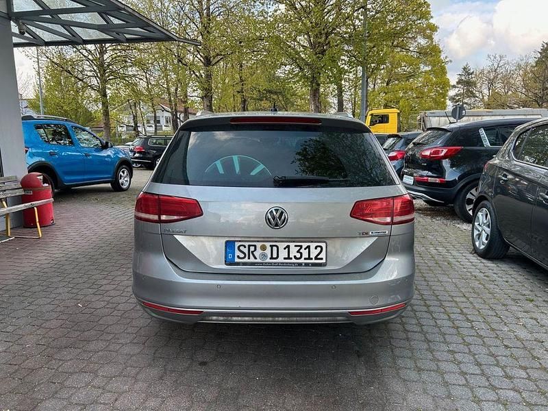 Gebraucht VW Passat Comfortline 120 PS (88 kW) 2015 Silber Kombi