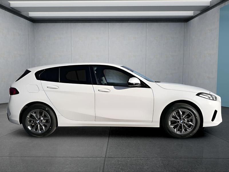 Nowe BMW 116 122 KM (89 kW) 2025 Biały Hatchback