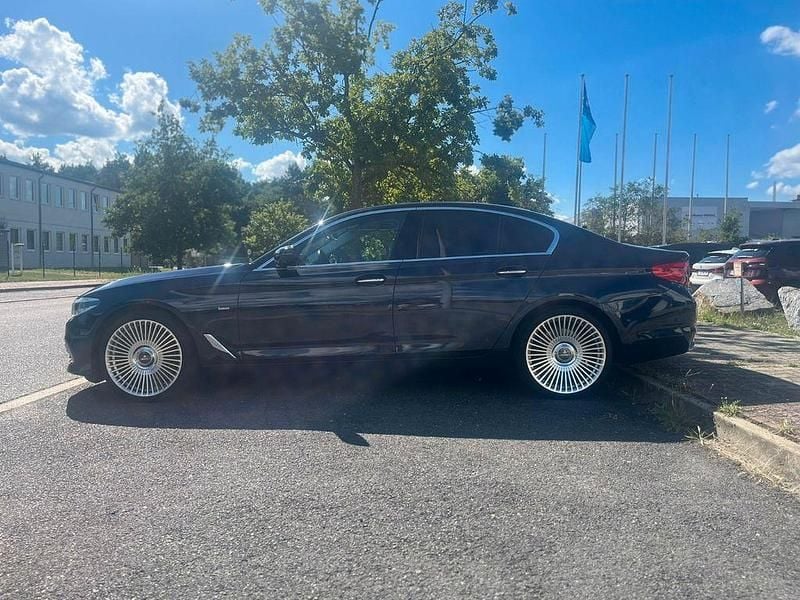 Gebraucht BMW 540 320 PS (235 kW) 2017 Blau Limousine