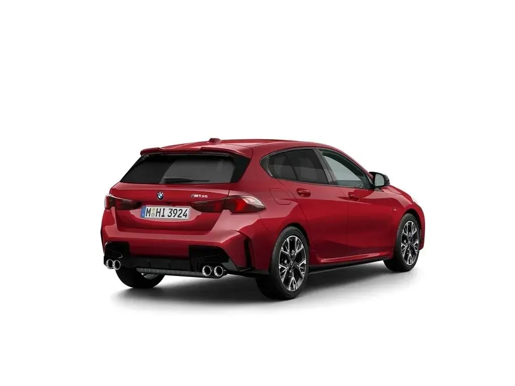 Gebraucht BMW M135 Performance 300 PS (220 kW) 2025 Rot Kleinwagen