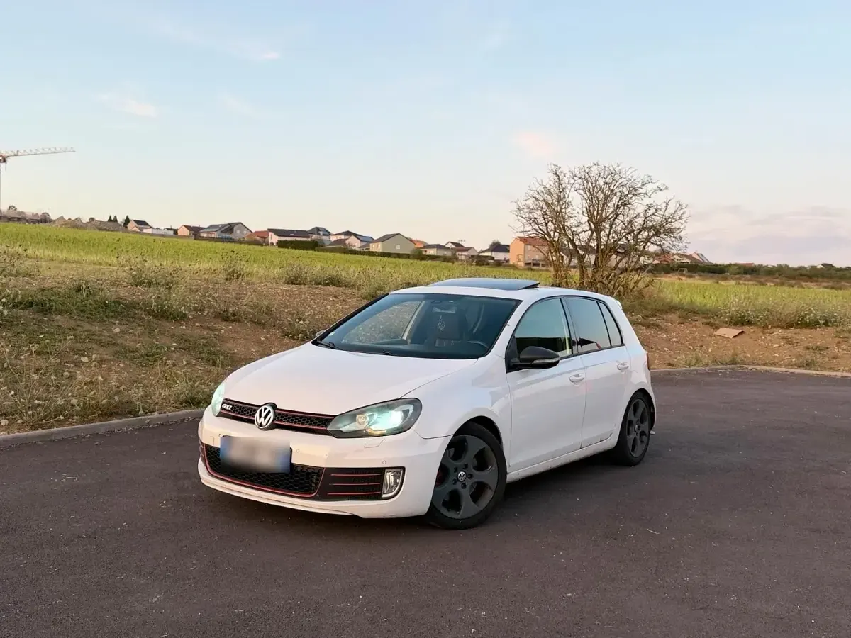 Gebraucht VW Golf VI GTI 210 PS (154 kW) 2009 Gelb Kleinwagen