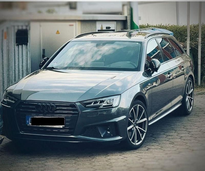 Gebraucht Audi A4 S-Line 190 PS (139 kW) 2019 Grau Kombi