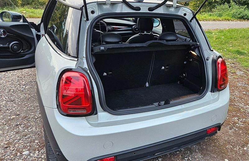 Gebraucht Mini Cooper SE 135 kW (184 PS) 2021 Silber Kleinwagen