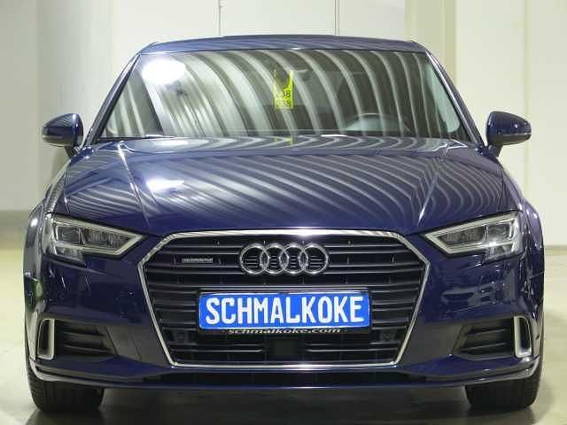 Blau Gebraucht 2020 Audi A3 Sport Limousine | 23.500 € (Guter Preis) - Bild 1/4