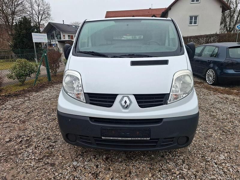 Gebraucht 2010 Renault Trafic Van / Kleinbus | 3.555 € (Fairer Preis) - Bild 1/4