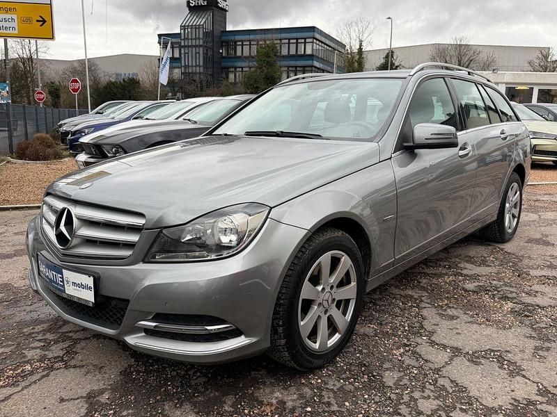 Gebraucht Mercedes C220 170 PS (125 kW) 2012 Silber Kombi