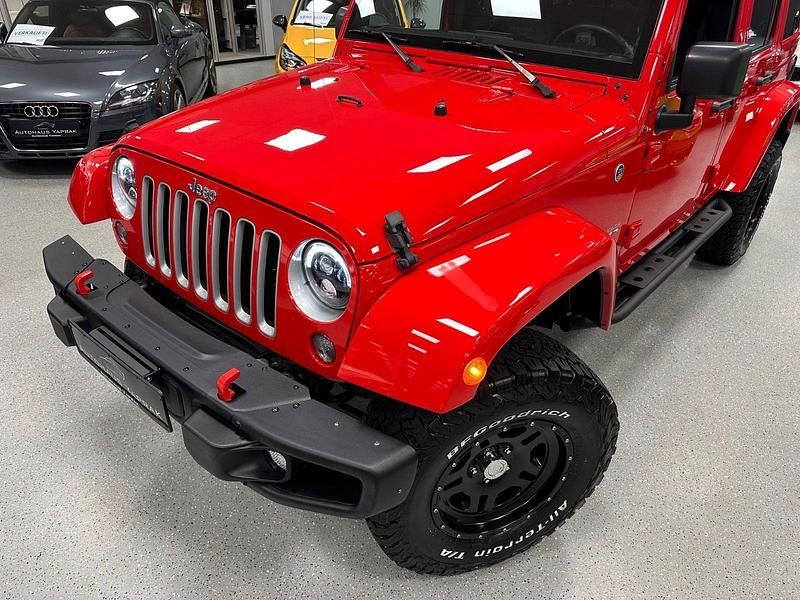 Gebraucht Jeep Wrangler Sahara 284 PS (208 kW) 2018 Rot SUV