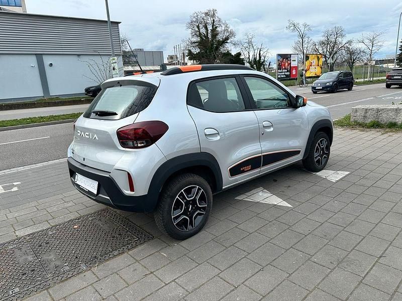 Gebraucht Dacia Spring Essentiel 33 kW (45 PS) 2022 Silber Kleinwagen