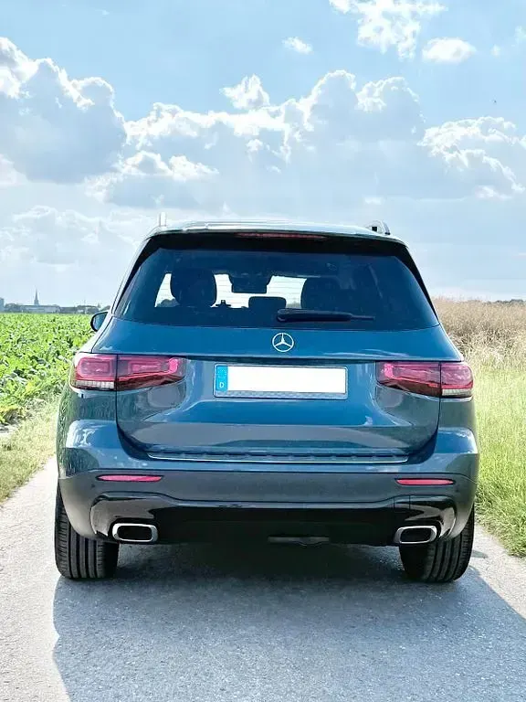 Gebraucht Mercedes GLB200 150 PS (110 kW) 2022 Blau SUV