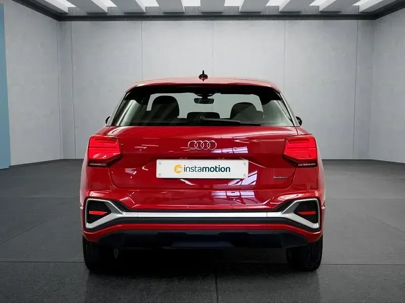 Gebraucht Audi Q2 150 PS (110 kW) 2022 Rot SUV