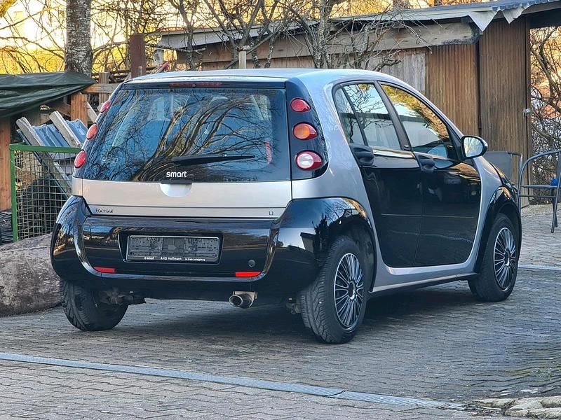 Second-hand Smart ForFour 75 CP (55 kW) 2004 Negru Hatchback
